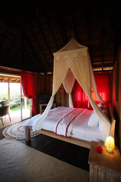 La Perruche Rouge Guest House Tamatoa Exterior photo